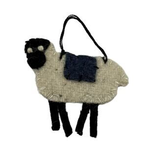 Vintage Handmade Rustic Felt Sheep 1 3/4”Ornament Farmhouse Christmas Tree Decor